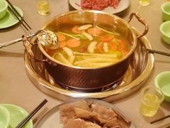 -小志家.野生菌鲜切牦牛肉牛杂火锅