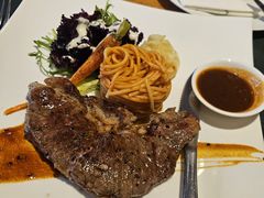 原切西冷牛排配意大利面-兰特伯爵西餐厅·啤酒屋(方庄店)