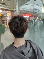 -川和潮人