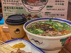 -云阿蛮云南生烫牛肉米线(奉贤路店)
