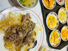 -那拉提肉筋抓饭