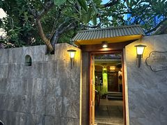 -Sala Thai Restaurant