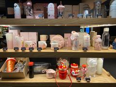 零售区-星巴克臻选(国贸商城首店)