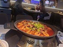 -徐记小怪兽肉蟹煲店(哈西万达金街店)