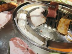 -哈哈碳都·牛肋条无限自助烤肉(台江万达店)