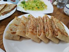 -溢心园香河肉饼总店