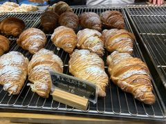 黄金流奶羊角-麦田工坊(月湖店)