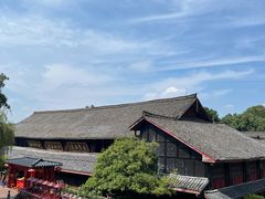 -峨眉山报国寺
