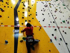 -问山MountQuest攀岩馆