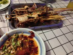-顶峰夜宴·龙虾烧烤大排档(九江学院店)