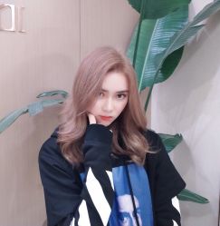 -Rise Hair上升造型