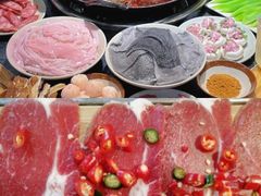 -渝嘴小老弟老火锅(华新村店)