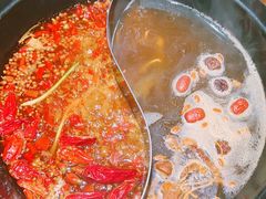 -牛市坎火锅(建设路店)