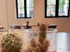 -Fridi Patisserie Cafe