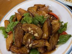 -鹤乡东北菜(崮山路店)