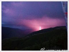 -燕西婚纱摄影工作室(友盛上都写字楼店)