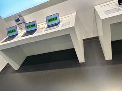 -Apple授权专营店(宝山万达店)