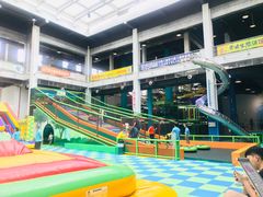 -蒙特利亲子乐园