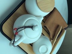 -华海酒店(茂名高铁站店)