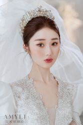 -艾米丽婚纱礼服