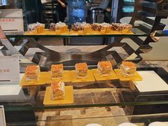-半岛翡丽海鲜自助餐厅(观风亭店)
