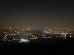 -鬼笑石后山停车场