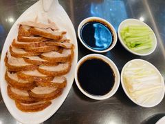 -鸿运楼烤鸭店(天桥店)