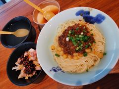 清汤豌杂面-兵哥豌豆面(雅颂居店)