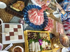-慢丽江·云南野生菌土鸡锅(西山店)