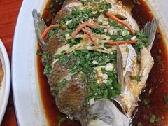 -芦茨金富饭庄·25年老字号·专做稻草鸡