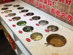 -签尚佰味小郡肝串串香火锅(朝阳路店)