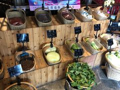 -老湖南民间菜·牛肉十八炒(花都店)