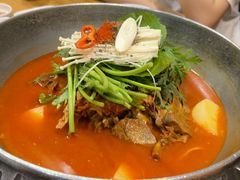 -喇喇排骨火锅·传统韩式脊骨汤(望京西园总店)