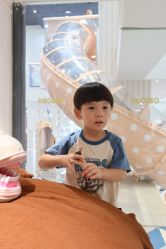 -奈尔宝家庭中心·亲子餐厅(华采天地店)