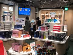 -关西国际机场直营免税店