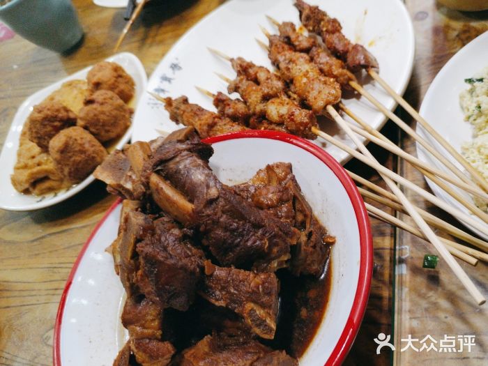 晋宝章大同刀削面(月坛店)图片