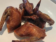 陶兰居脆皮乳鸽皇-陶兰居·香港饭店·海鲜大排档(圆融时代广场店)