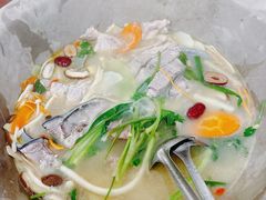 -姚记抚仙湖石锅鱼庄