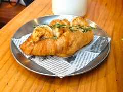鲜虾牛油果可颂-沏点Trattoria意大利餐厅(新街口店)