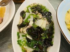 -侬佳蒸菜馆(听潮店)