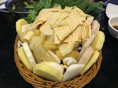 -锅色天香(巴士底区店)