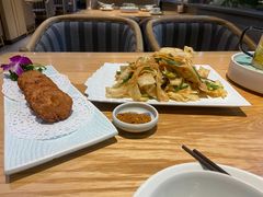 -荷花亭·湖北融合菜(十堰武商MALL店)