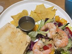 手撕烤鸡肉三明治-HELLO 27 意面·沙拉·帕尼尼