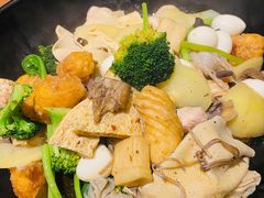 -万记麻辣烫国展总店