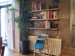 用餐区-HIGH FIVE哈福手工汉堡(桂林路店)