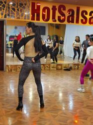-HOT SALSA舞蹈俱乐部