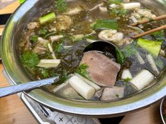 -黑竹沟新场牛肉火锅