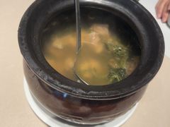 -八府香鸭·啫啫煲(华山路店)