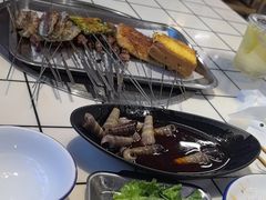 -喜悦小串丹东小黄牛海鲜烧烤大排档(民主广场店)