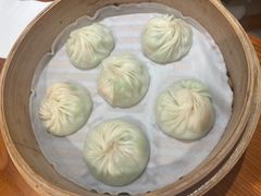 丝瓜虾仁小笼包-鼎泰丰(新港中心店)